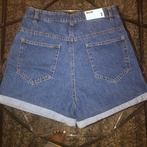 High-waist Mom Shorts